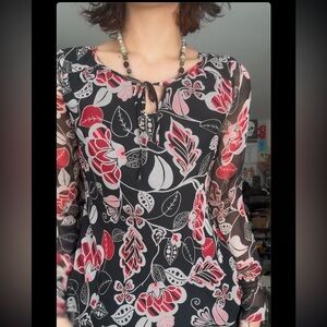 Loft top floral